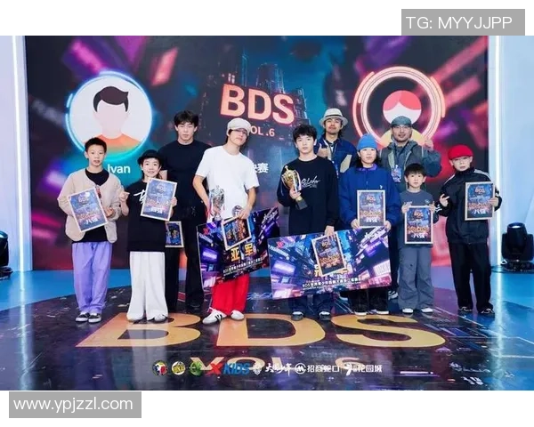 杭州攀岩队在世界街舞大赛中以55分稳居积分榜首位